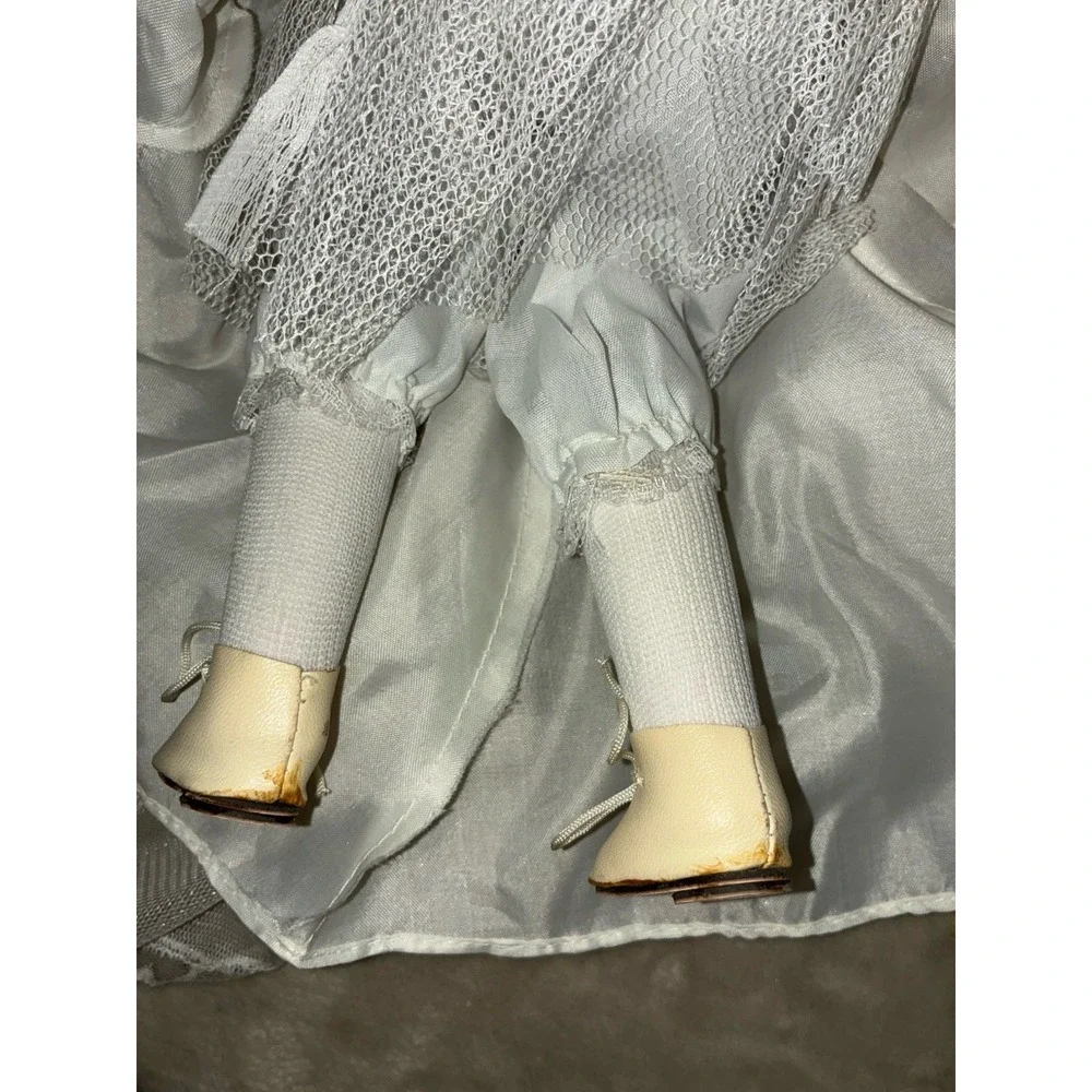 Show Stoppers Porcelain Doll On A Swing Gentle Breeze Collection Vintage